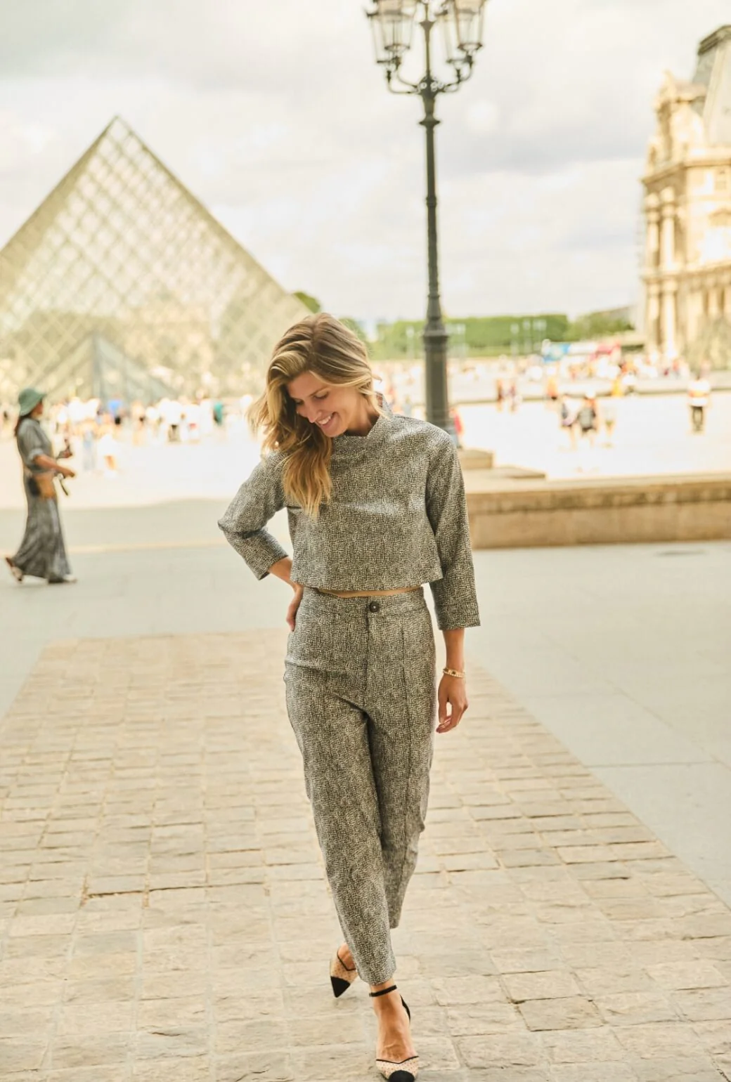 Cropped Cigar Pant - Silver Shimmer - Image 4