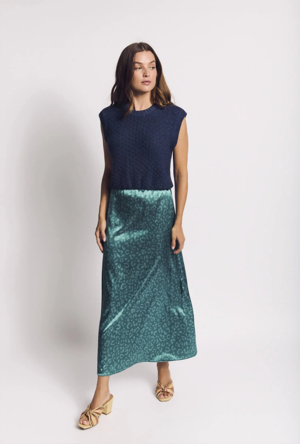 Cropped Sweater Vest - Navy - Image 5
