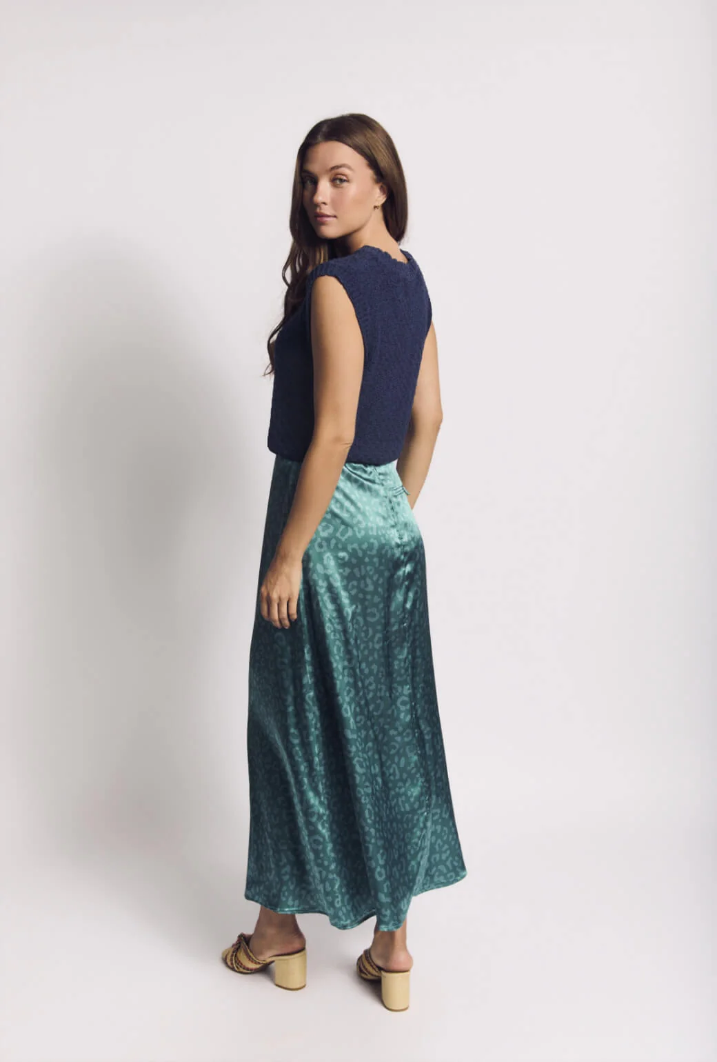 Cropped Sweater Vest - Navy - Image 6