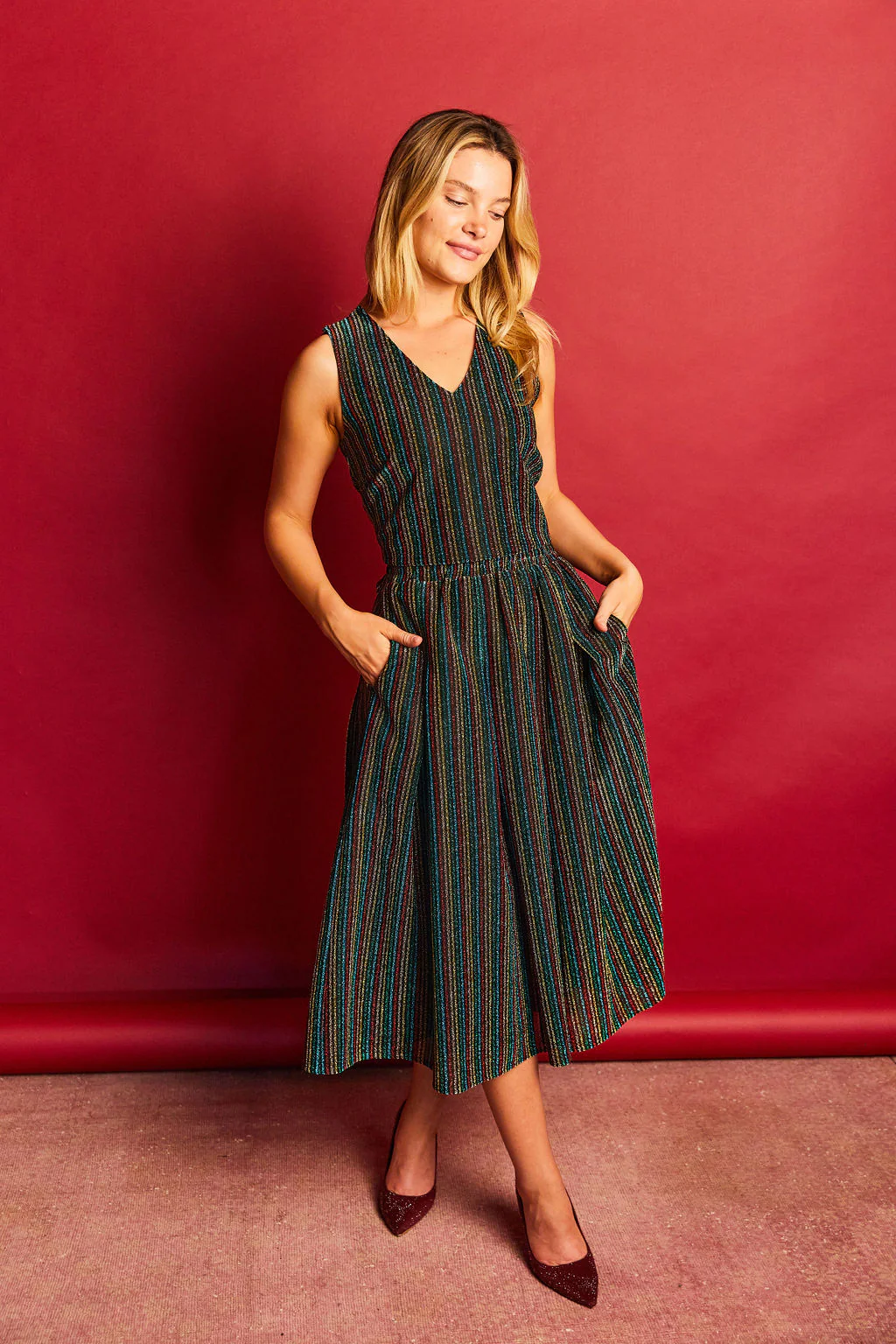 Le V Mod Top - Rainbow Shimmer Stripe