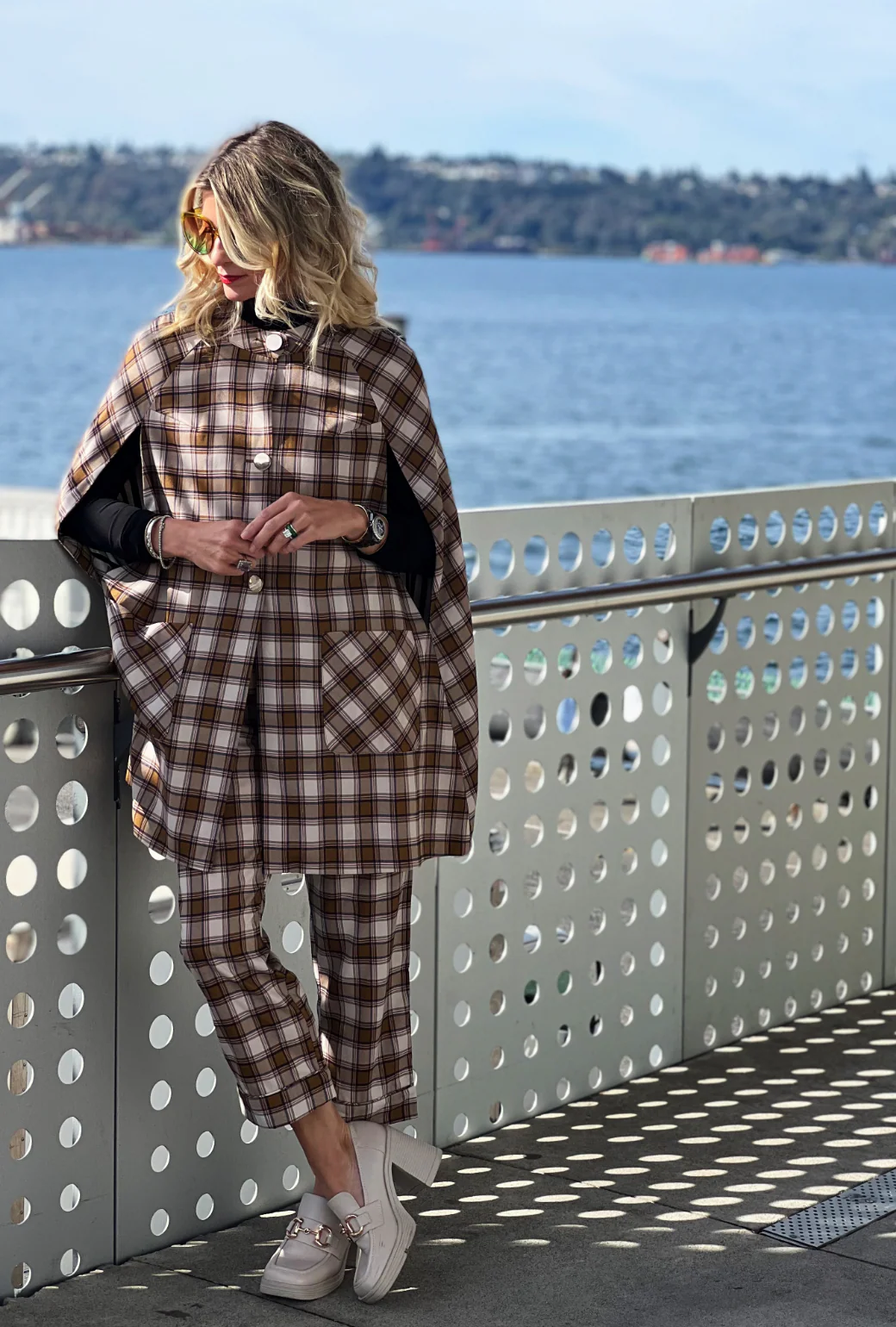 Mama Cape - Brown Plaid - Image 3