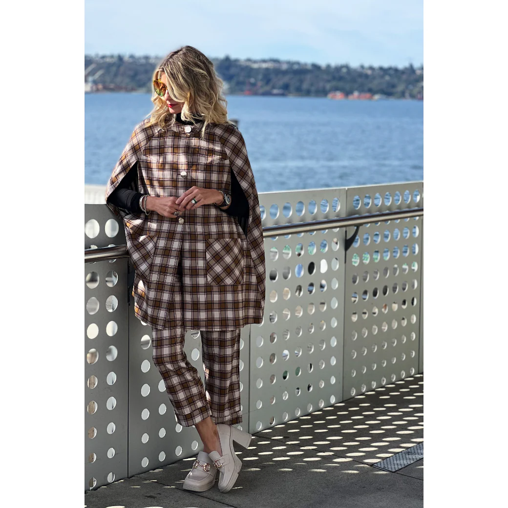 Mama Cape - Brown Plaid - Image 9