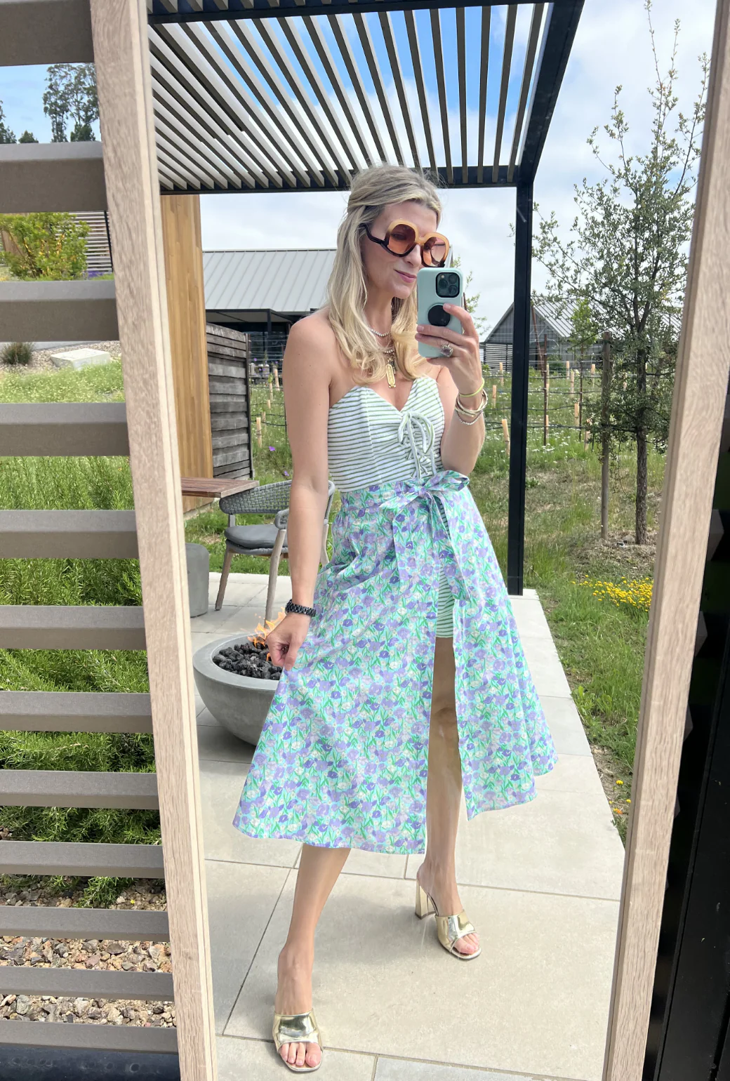 Poolside Wrap Skirt - Lilac Daisy - Image 3