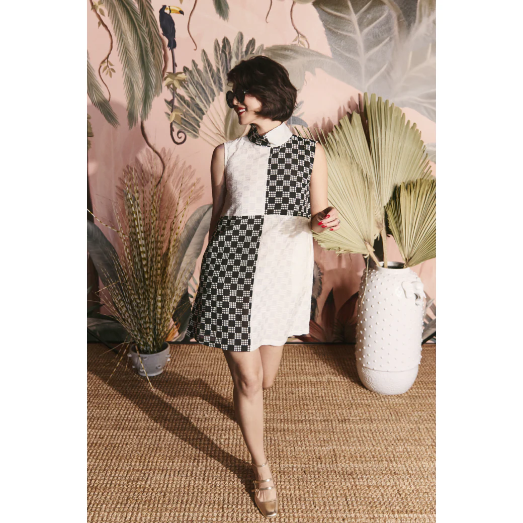 Sleeveless Mod Dress - Dice - Image 15