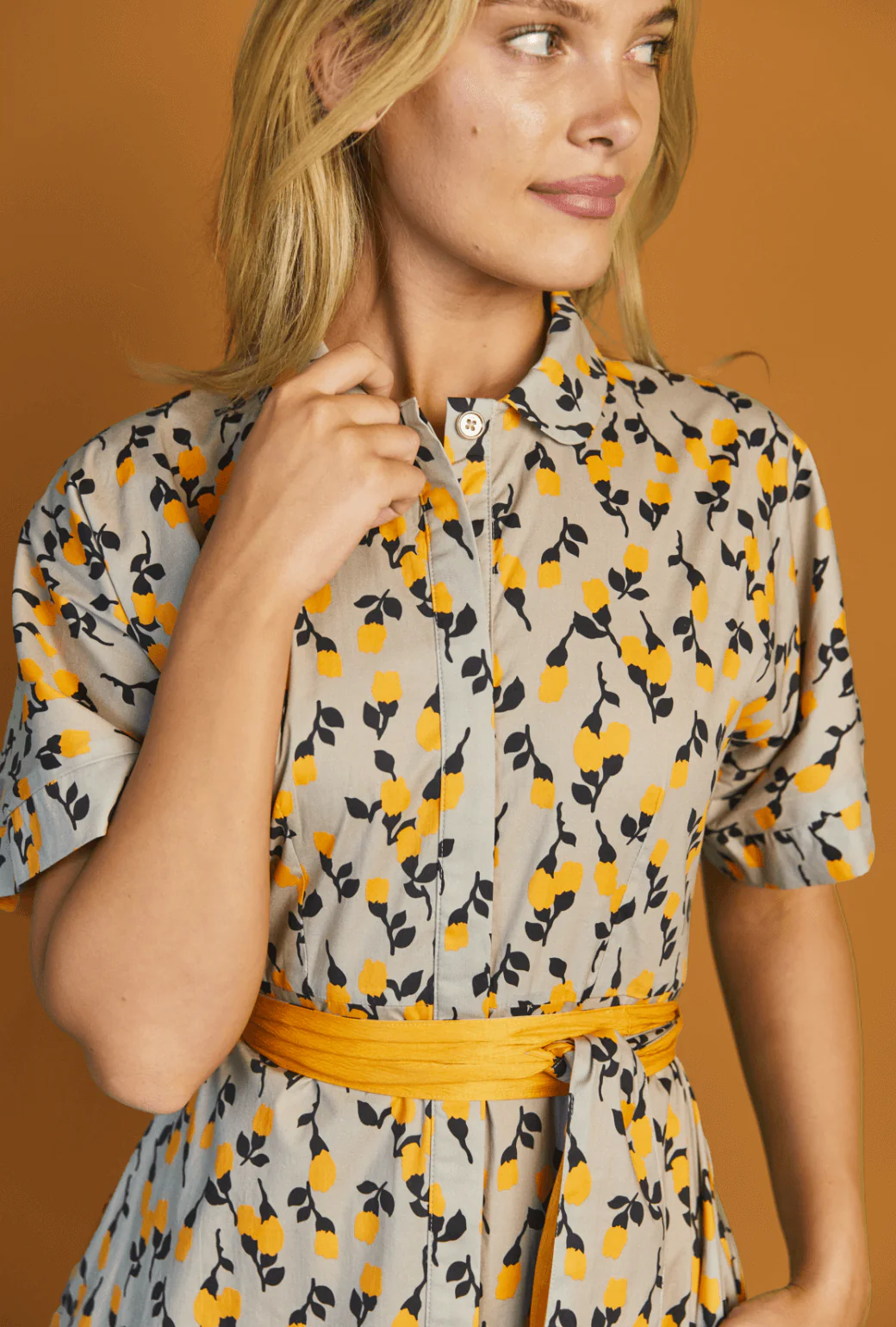 The Donna Day Gown MINI - Persimmon Floral - Image 3