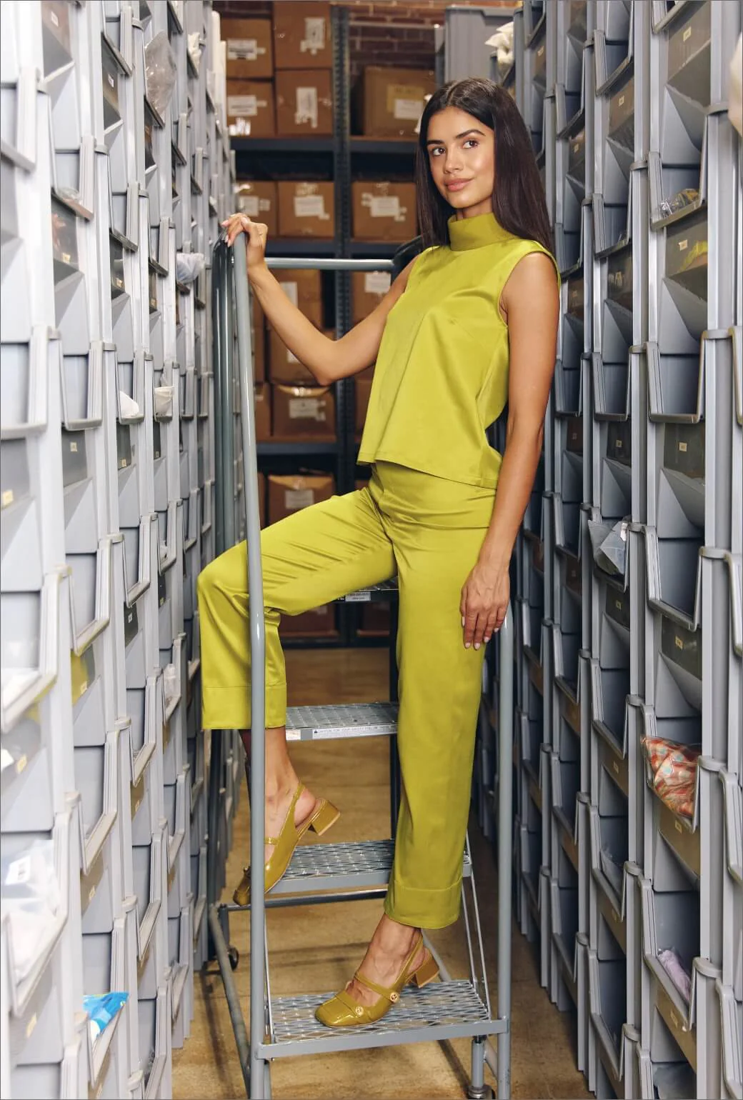 The Patch Pocket Charlie Pant - Chartreuse Sateen - Image 4
